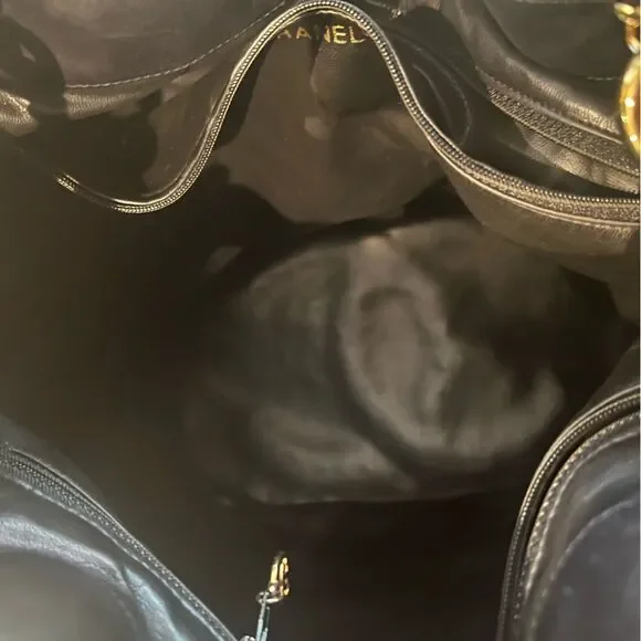 Chanel Black Canvas CC Chain Bucket Bag, Rare Vintage, Made in Italy - Picture 13 of 15